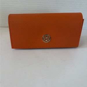 Tory Burch eyeglass case‎